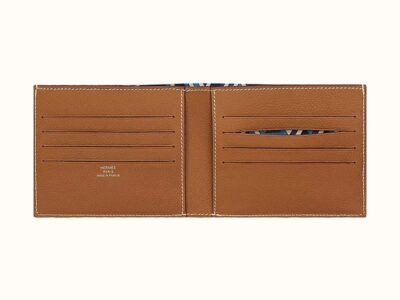 Mách bạn cách sử dụng ví da Hermes